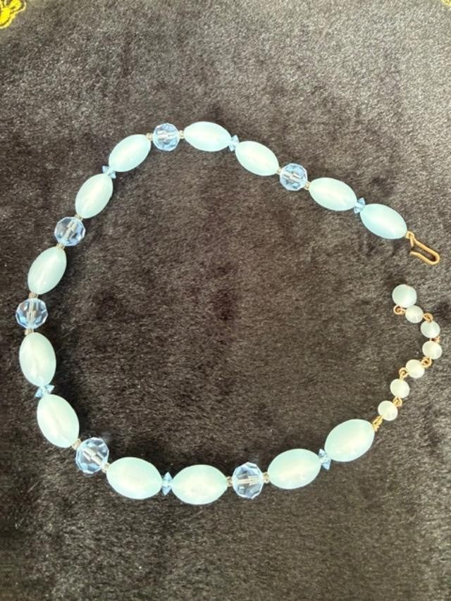 Vintage Necklace Gold Tone Blue Glass Bead 36"