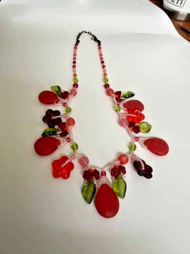 Red Green Floral Beaded Bib Necklace 15" + 3" Extender Lucite Leaves