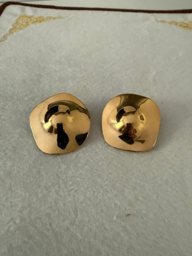 Vintage Gold Tone Sculptural Clip On Earrings Modernist Dome Square Statement
