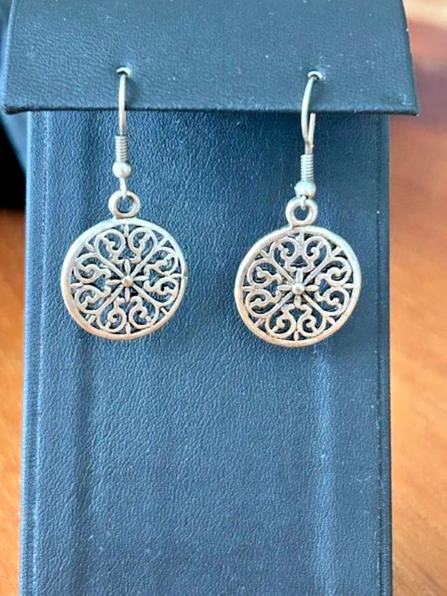 Silver-Tone Filigree Floral Medallion Dangle Earrings .75 Inch Boho