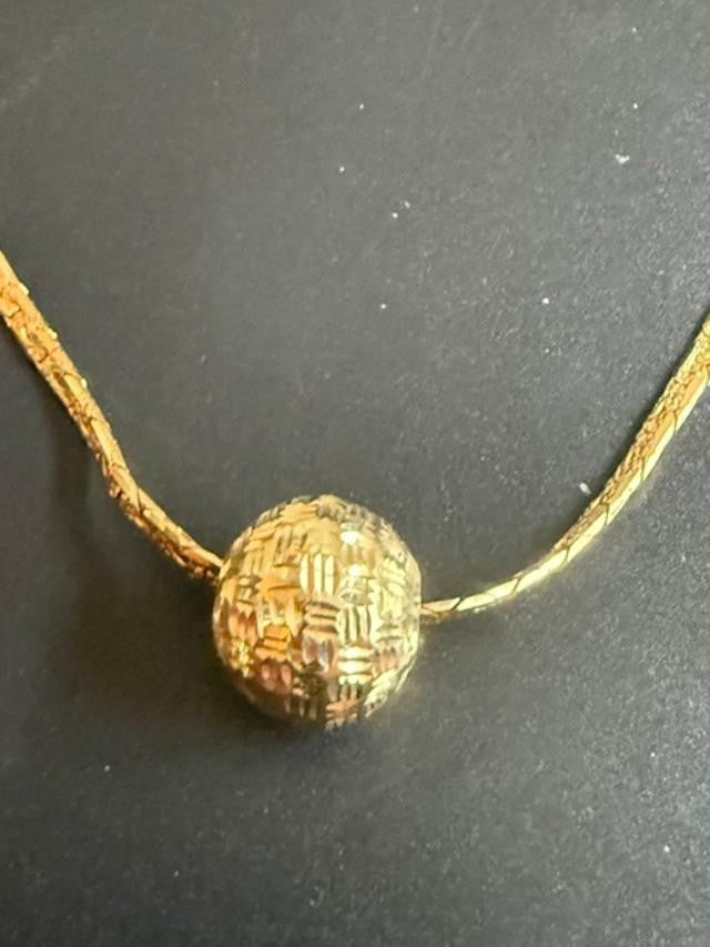 Gold Tone Textured Ball Bead Pendant Flat Chain Necklace 24 Inch