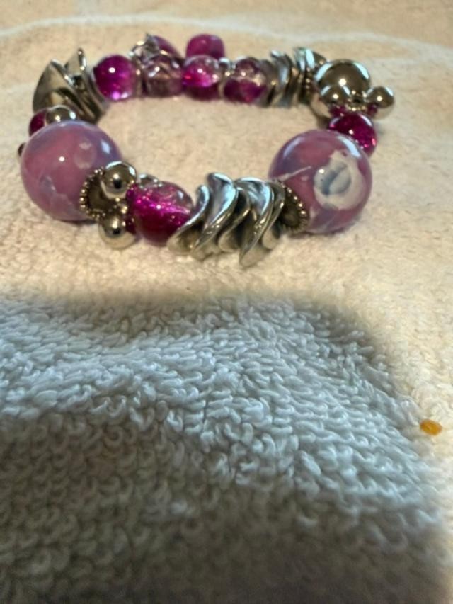 Pink Lampwork Glass Bead Stretch Charm Bracelet Silver Tone Chunky Fashion Jewel