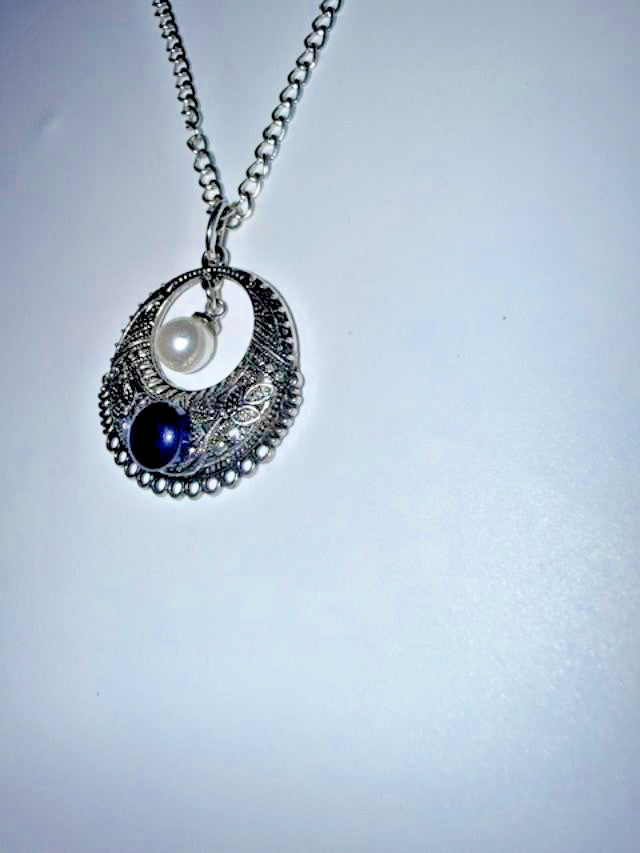 Silver Tone Filigree Blue Cabochon Faux Pearl Pendant Necklace 36"