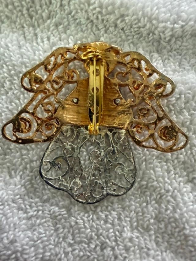 angel pin