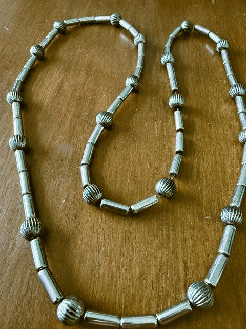 Vintage Silver Tone Ribbed Bead Tube Necklace Southwestern Style 35"