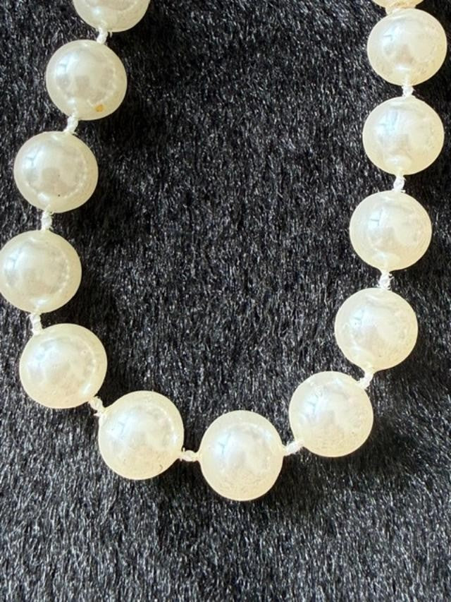 29 inch continues strand faux Pearl Necklace-Individually knottted.