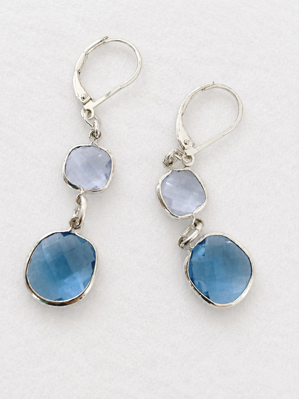 NRT Silver‑Tone Necklace 19” & Matching 1” Earrings – Fashion Jewelry Set