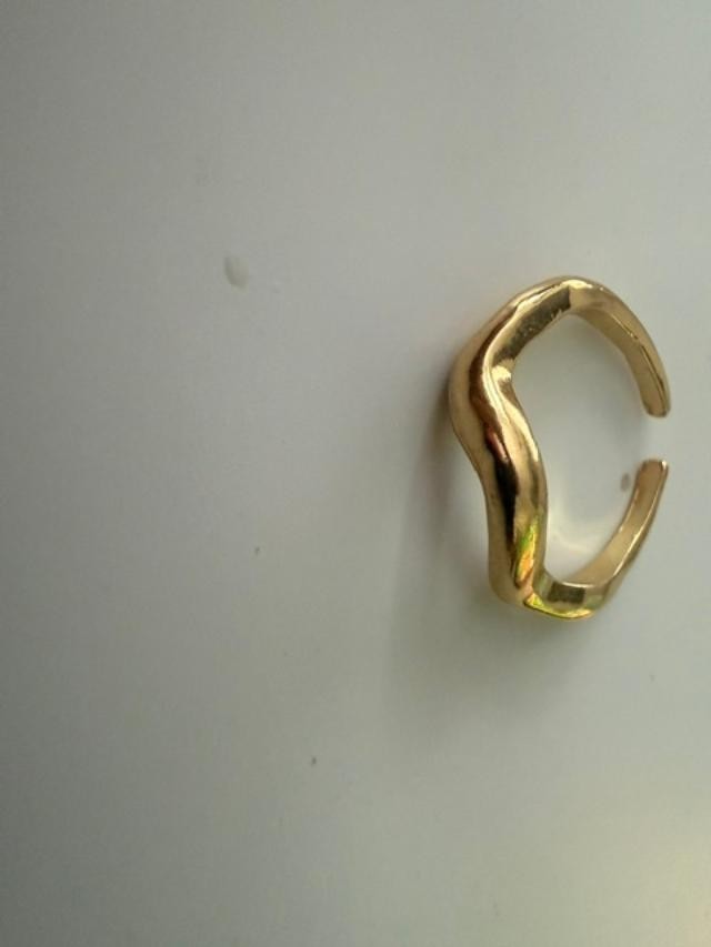 Gold Tone Wavy Bypass Adjustable Open Band Ring Size 7 Modern
