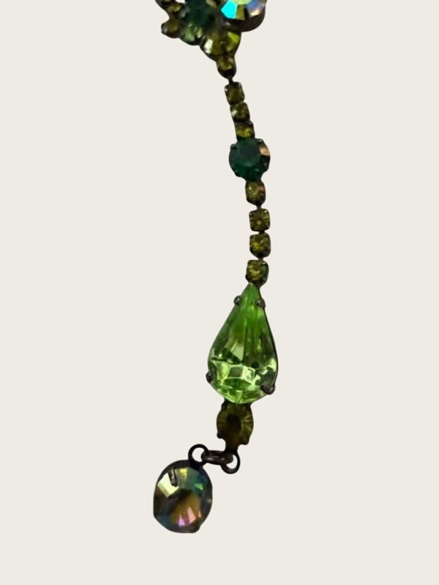Tiara Misu signed green rhinestone crystal Y-drop lariat necklace