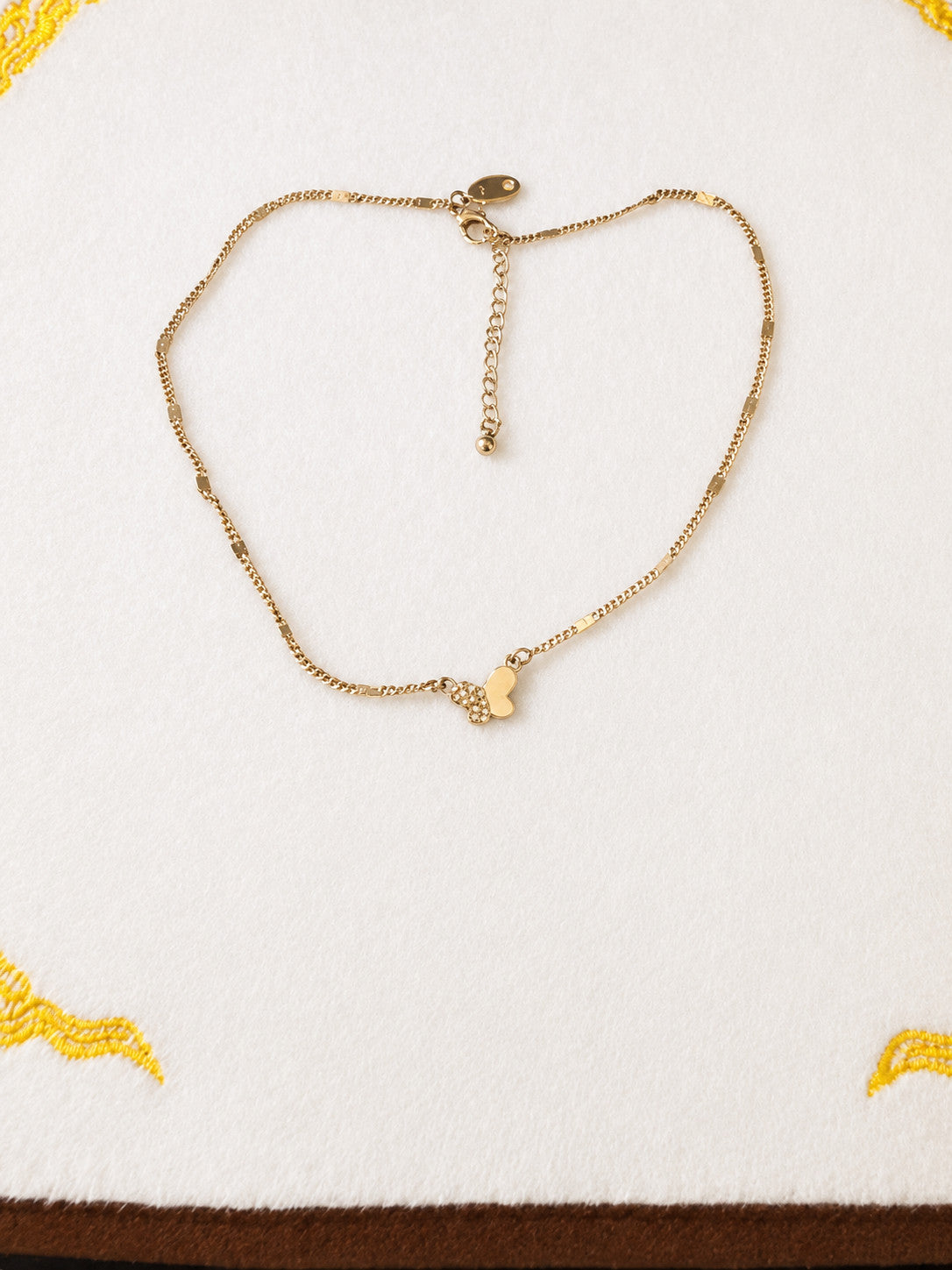 Dainty Gold Tone Butterfly Rhinestone Necklace 15.5–17.5” Adjustable