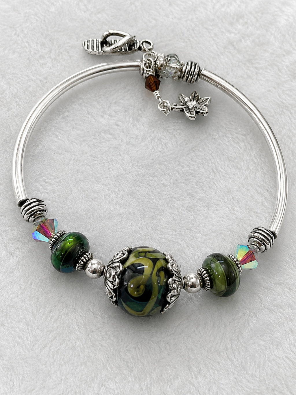 Handmade Artisan Lampwork Art Glass Bangle Bracelet Green Swirl Beads Leaf Charm