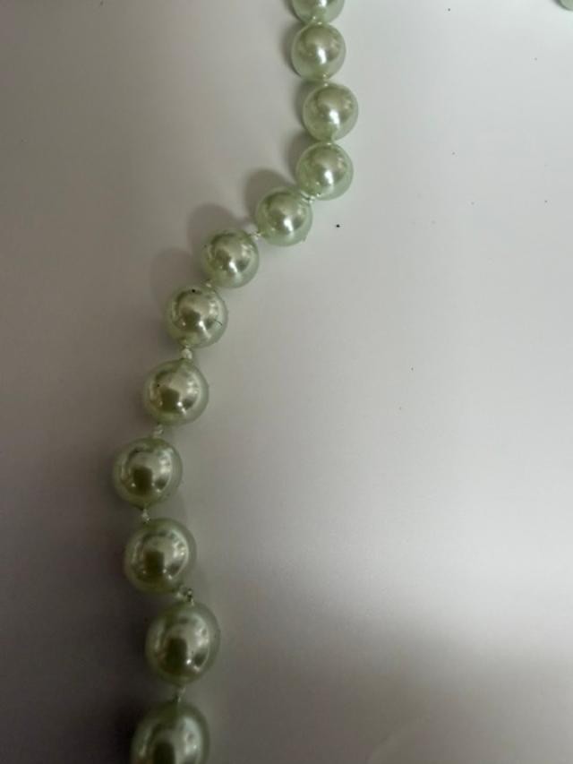 23-inch pale mint green faux pearl necklace f