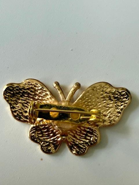 Vintage Gold Tone Textured Butterfly Brooch Pin 1.5 Inch Figural