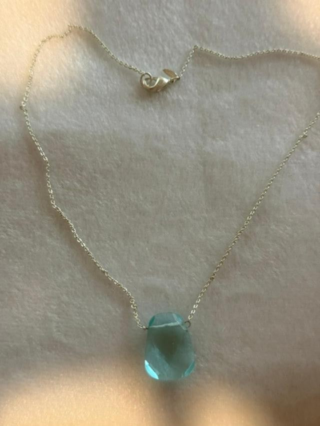 Avon Signed 15” Aqua Blue Faceted Pendant Necklace Silver Tone