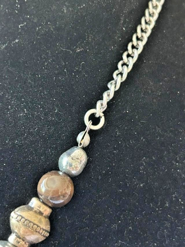 Roxy & Lola Three Tone Hammered Circle Beaded Pendant Necklace 20"
