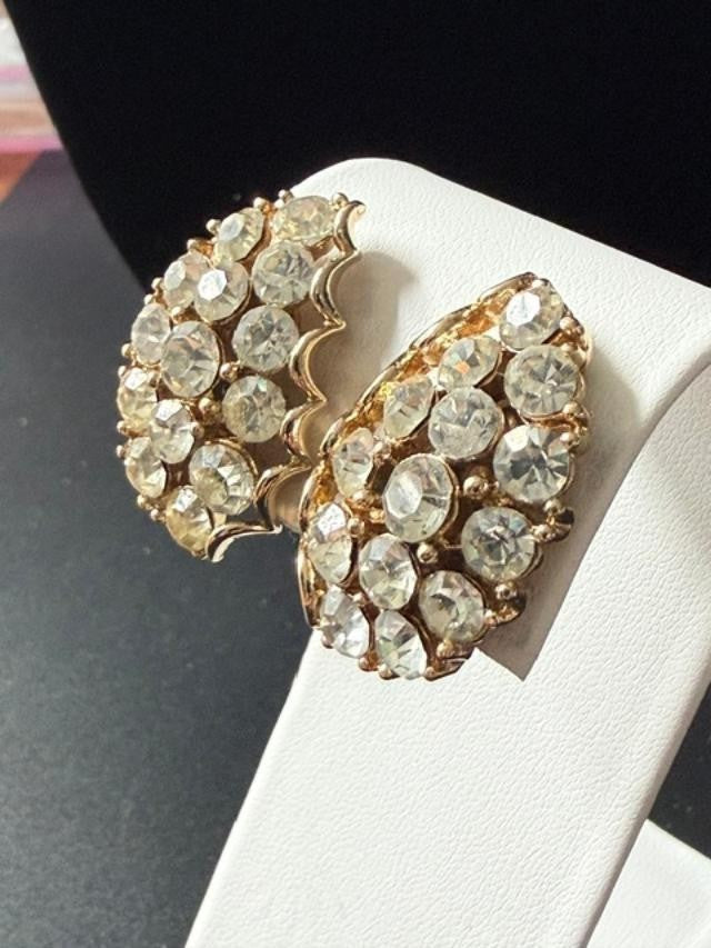 Vintage Clear Rhinestone Clip On Earrings Gold Tone 1950s 60s