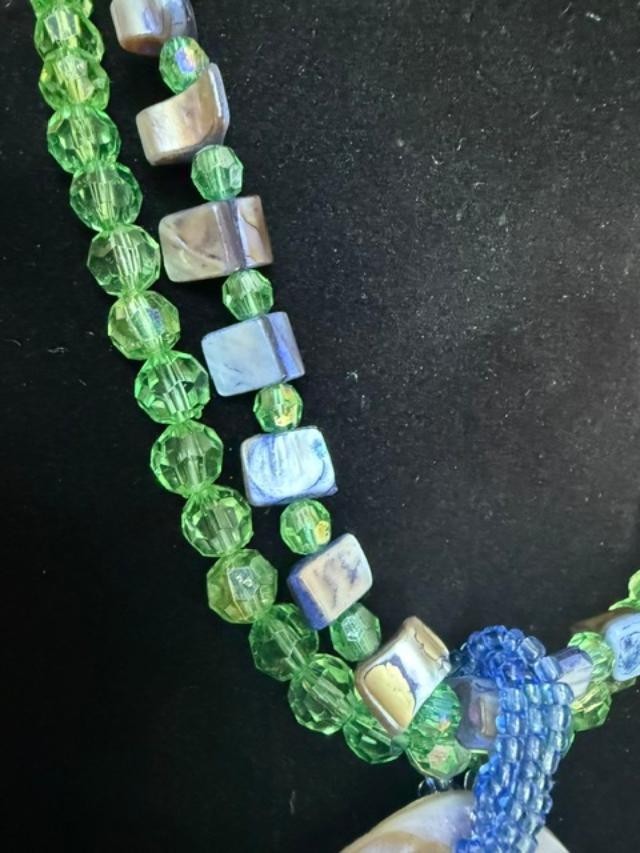 unbranded artisan/boho statement necklace