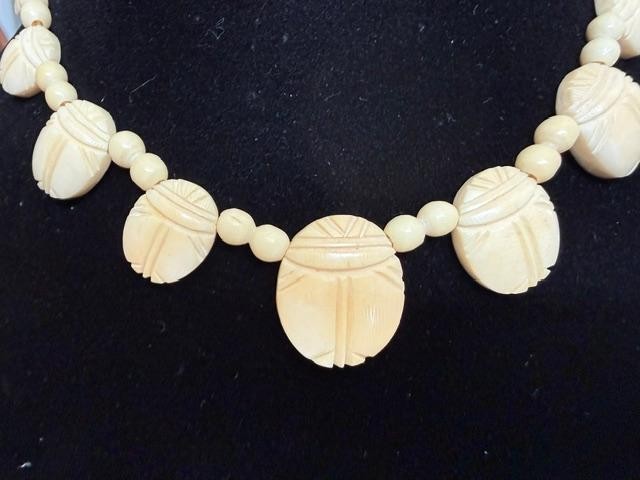 Vintage 1970s Carved Scarab Choker Necklace Egyptian Revival 15in