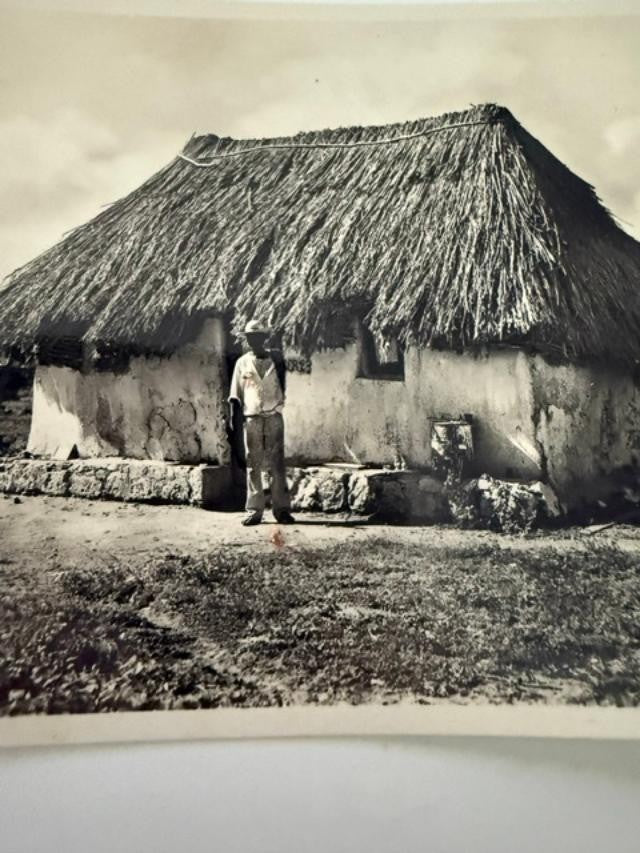 Vintage Curacao N.W.I. Native Hut RPPC Foto Fischer Russian Peasant Shop