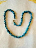 Vintage Blue Dyed Howlite Magnesite Chip Stone Necklace 19" Gold Tone Clasp