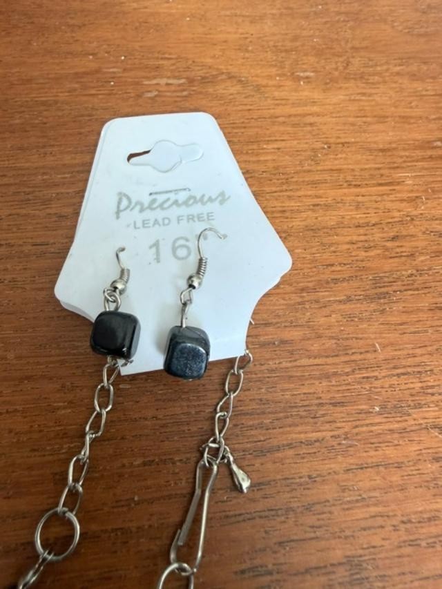 Black Bead Pendant Necklace Earrings Set 16" with silver accents.