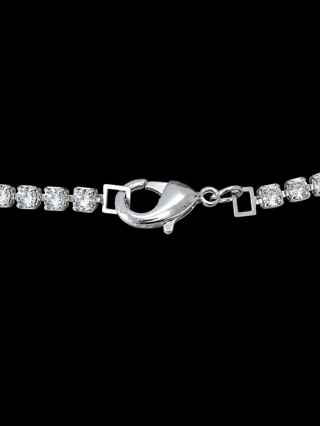 Sparkling Silver Tone Rhinestone Tennis Necklace / Choker With Lobster Clasp De