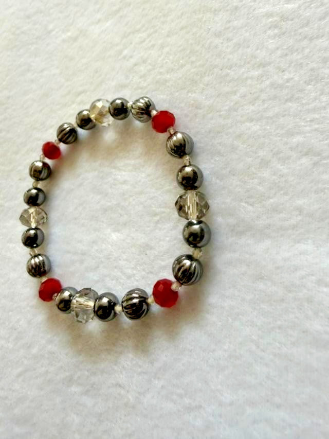 Handmade Red Crystal Gunmetal Beaded Stretch Bracelet Silver Tone