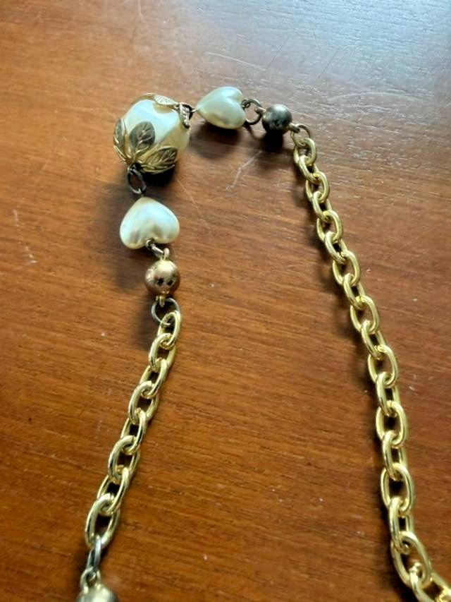 Vintage 32” Faux Pearl Heart Bead Necklace Floral Caps Mixed Tone Chain