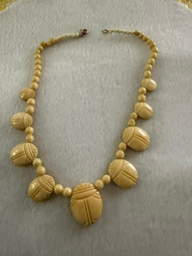 Vintage 1970s Carved Scarab Choker Necklace Egyptian Revival 15in