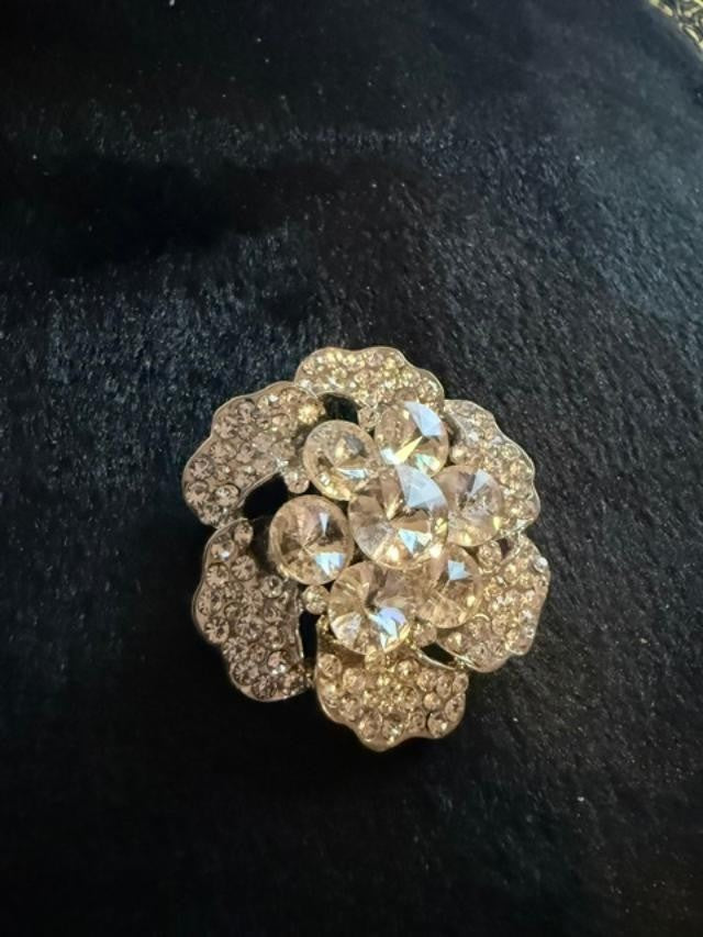 Vintage Silver Tone Flower Dress Clip Fur Clip Floral Costume Jewelry