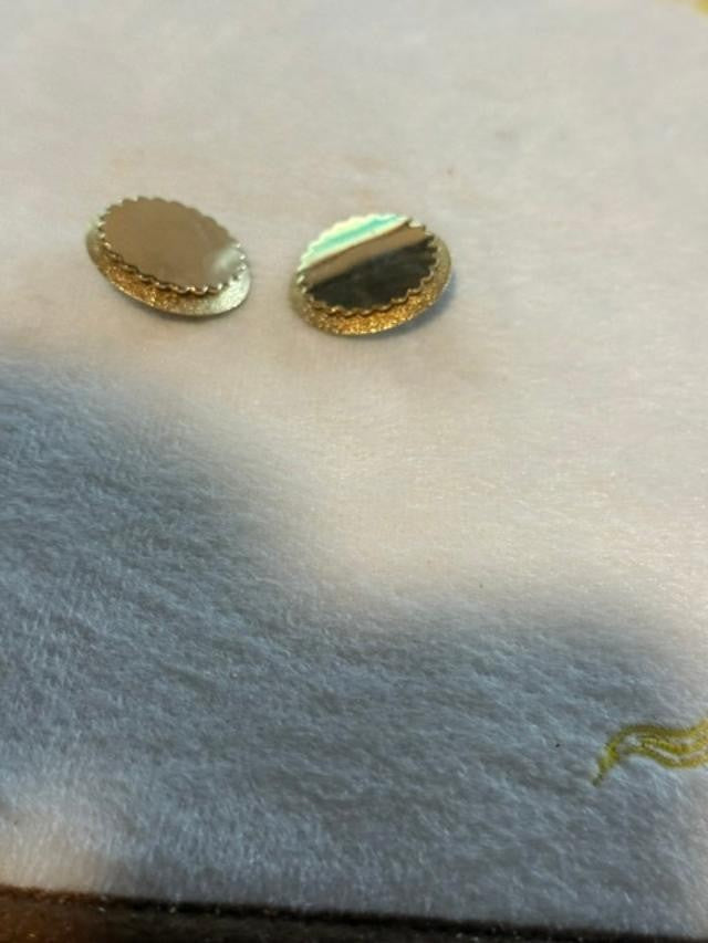 Vintage Gold Tone Button Clip On Earrings Scalloped Edge Classic Round