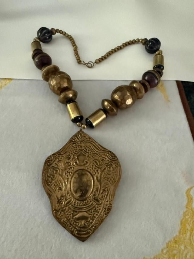 Artisan Boho Statement Necklace Large Baroque Cameo Style Pendant Brass Tone 24
