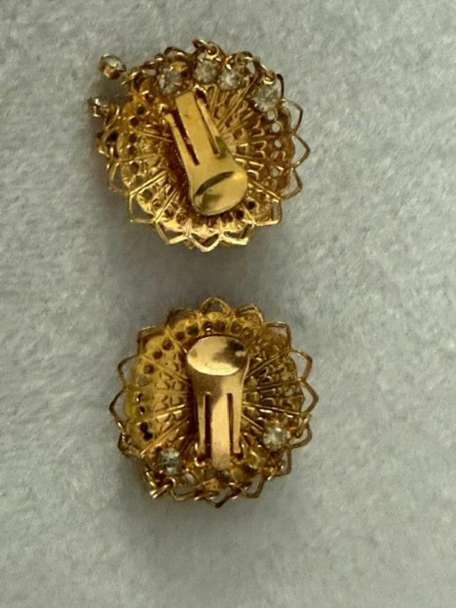 Vintage Gold Tone Filigree Rhinestone Dangle Clip On Earrings