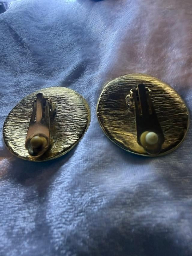Vintage Clip-On Earrings. Purple & Gold Circle.,  1.5”Diam