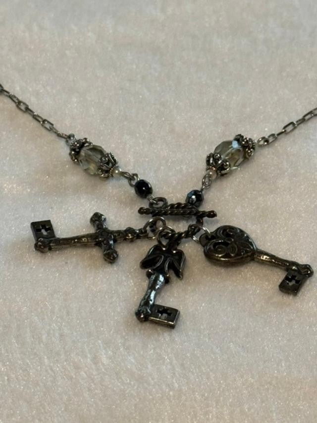 Silver Tone Skeleton Key Charm Necklace Crystal Beads Toggle Clasp 15 Inch