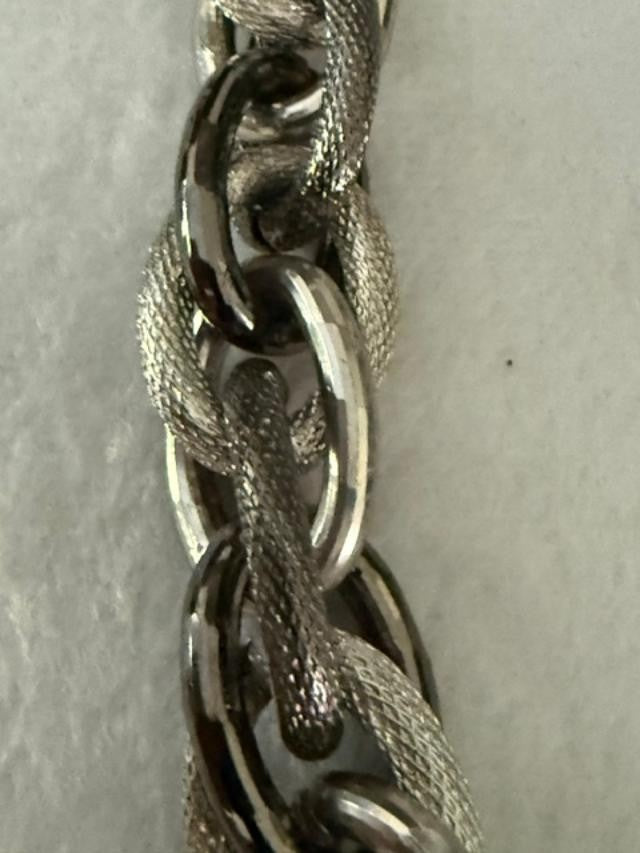 Vintage Silver Tone Chunky Mesh Link Necklace, Alternating Textured Oval Links
